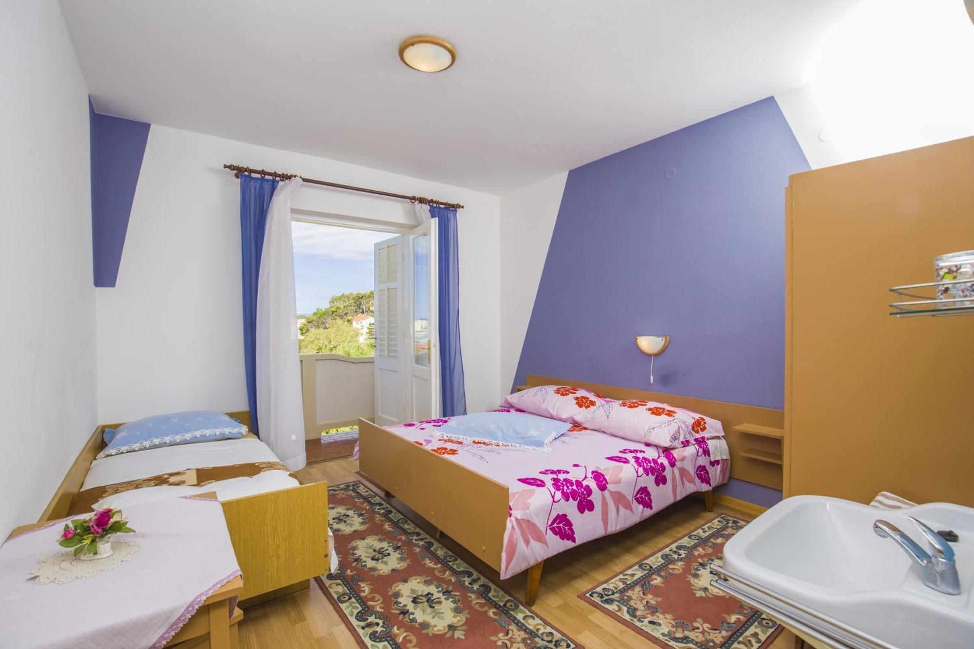 Rooms Padovan Banjol Екстер'єр фото